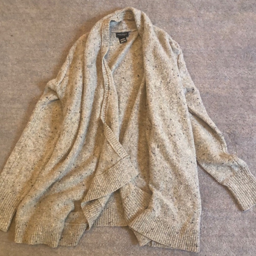 Club Monaco gray cardigan M/L